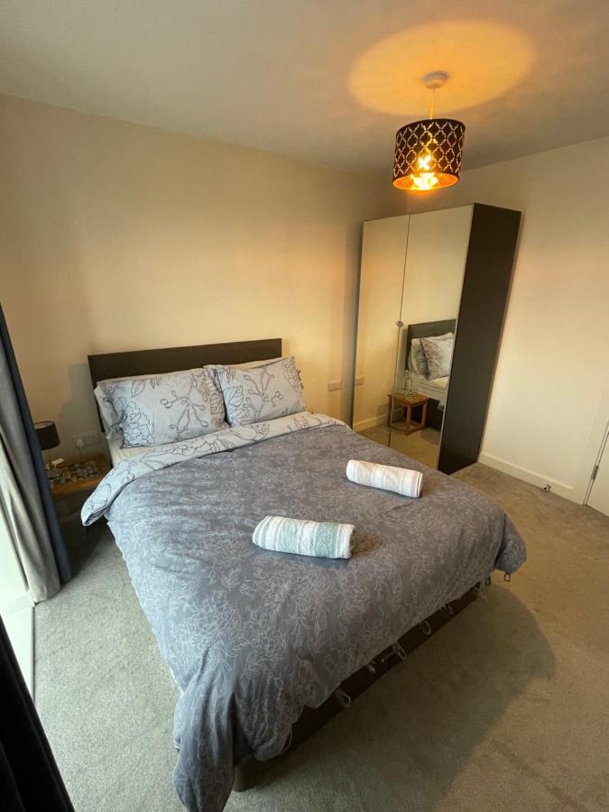 Balcony Marina Apartment With City Skyline Views - Free Secure Parking Manchester Luaran gambar